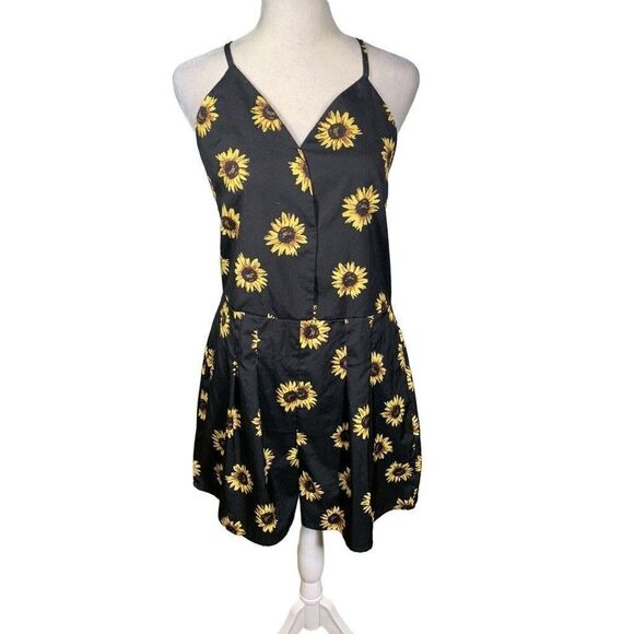 Sunflower Shorts Romper Tank Criss Cross Large Boho Cottagecore Casual Brunch - Picture 1 of 10
